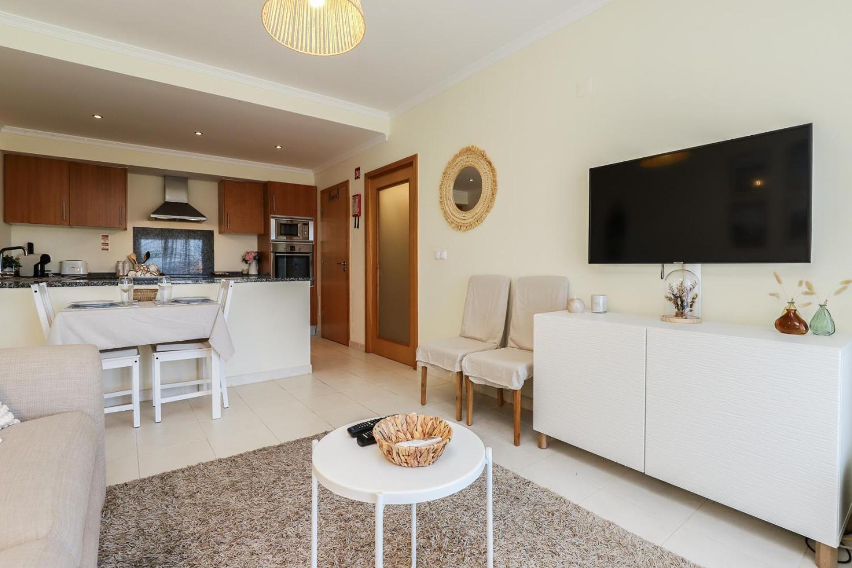 Charming Flat 10 Min Walk To Beach Apartment Albufeira Exterior photo