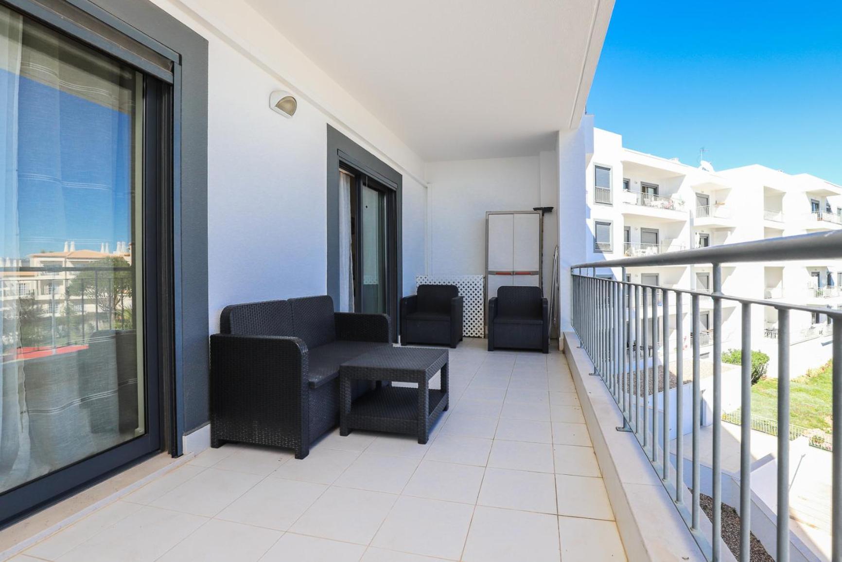 Charming Flat 10 Min Walk To Beach Apartment Albufeira Exterior photo